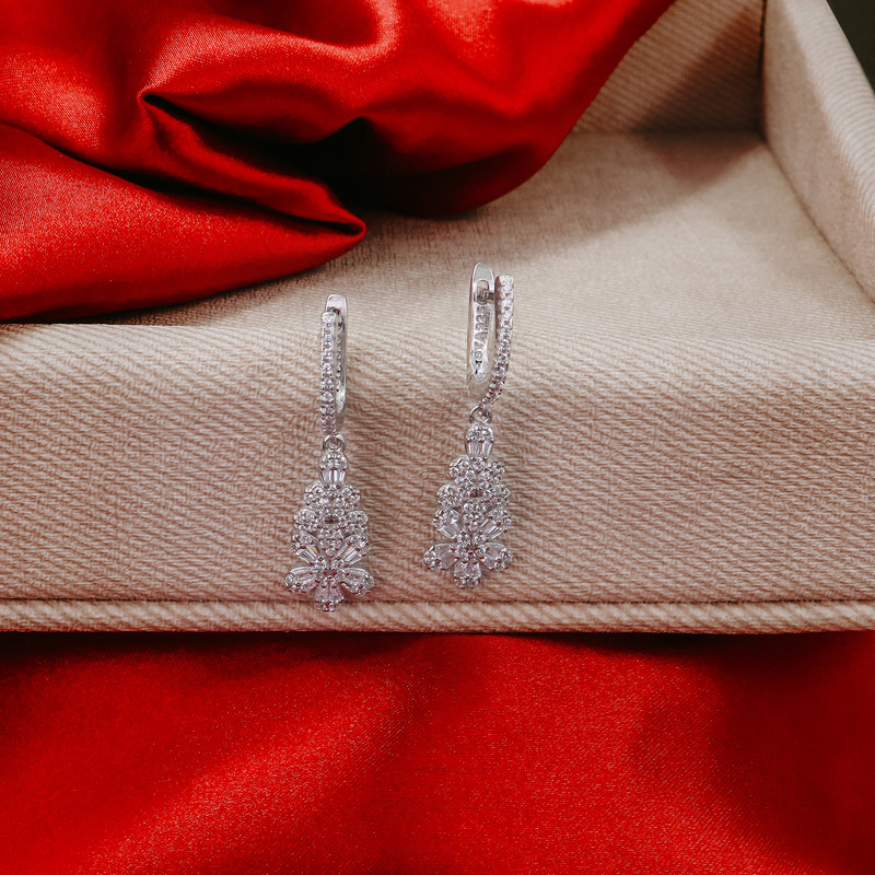 سرویس نقره زنانه جی تی ای مدل زنجیری سرویس نقره زنانه جی تی ای مدل زنجیری