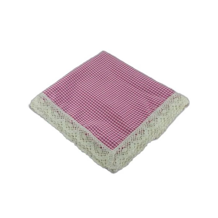 رومیزی مدل چهار خانه طرح آزاد سرا  سایز 150x100 سانتی‌متر