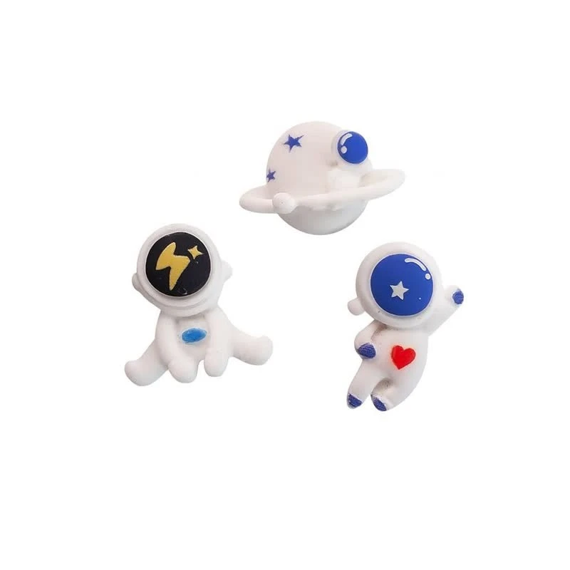 برچسب سرامیکی مدل فضانورد بسته سه عددی