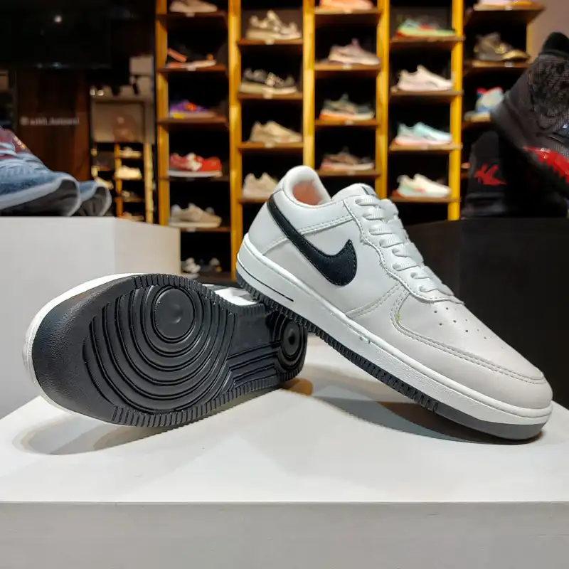 کفش پیاده روی مدل air force 1 whbk-121003017