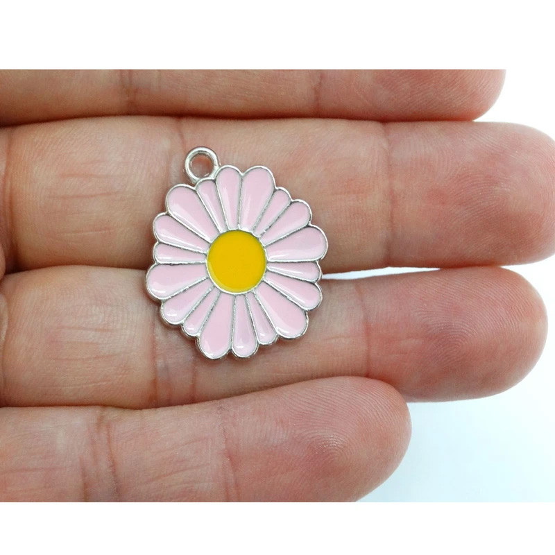 آویز گردنبند دخترانه مدل گل بابونه کد 66 بسته 5 عددی