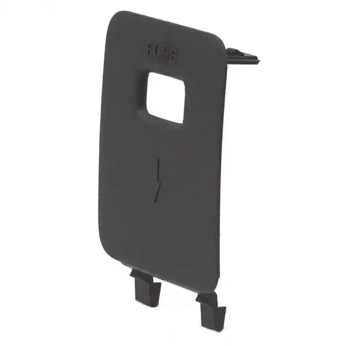 در جعبه فیوز خودرو چیکال مدل K-73 مناسب برای پراید 131