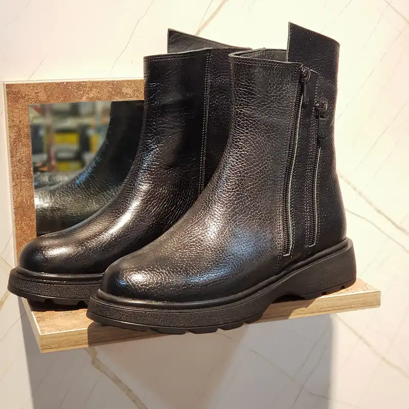 نیم بوت زنانه مدل چرم طبیعی کد 00192t.k رنگ مشکی