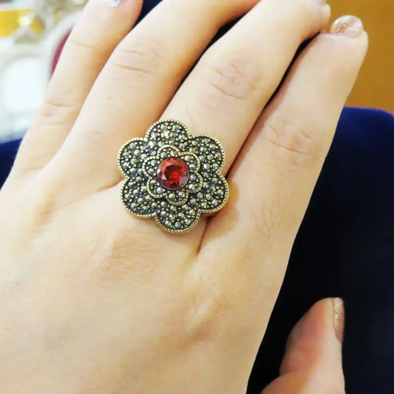 انگشتر زنانه مدل AKAN010