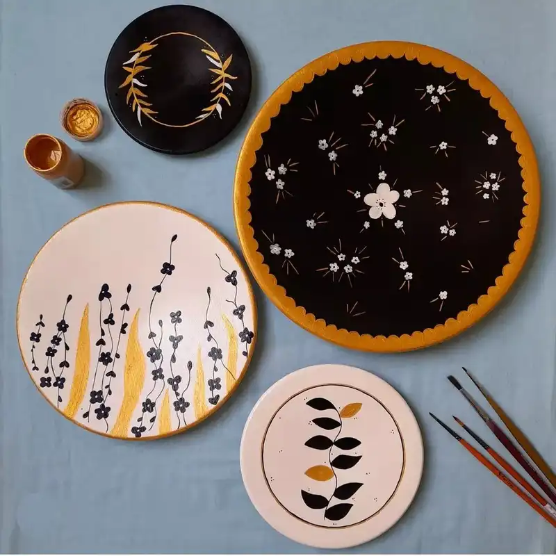 بشقاب دیوارکوب سفالی طرح گل کد 87 مجموعه 4 عددی