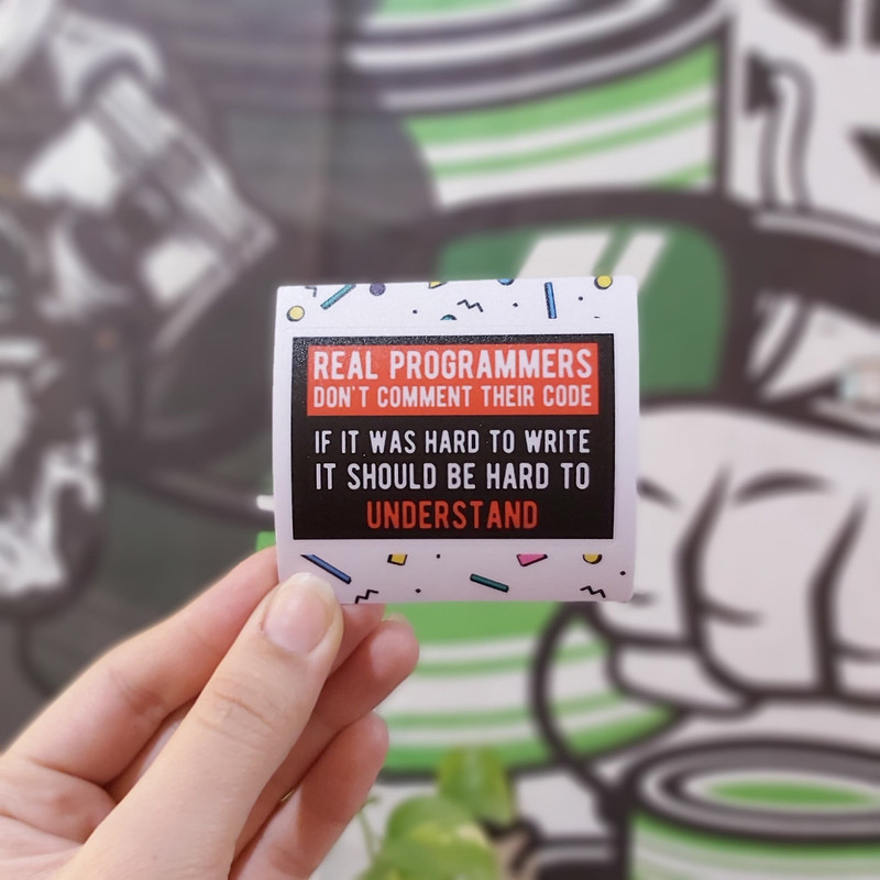 استیکر لپ تاپ طرح برنامه نویسی کد 0037