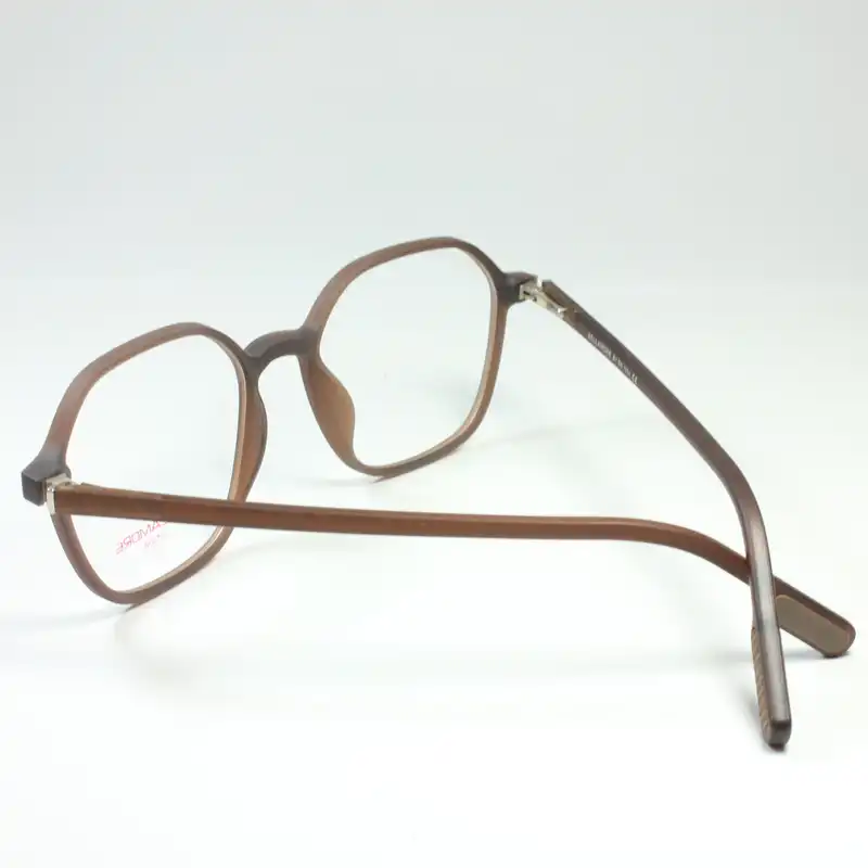 فریم عینک طبی بلامور مدل 0010