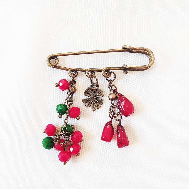 سنجاق سینه دخترانه مدل انار و شبدر