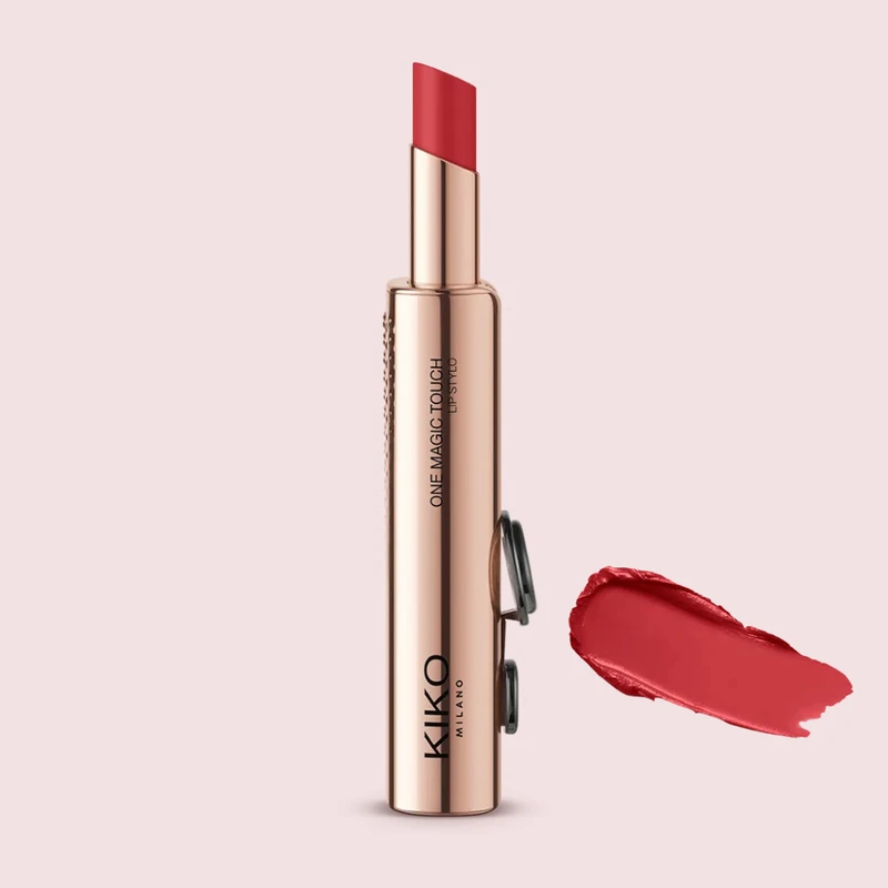 رژ لب جامد مات کیکو میلانو مدل magic رنگ قرمز شماره 10