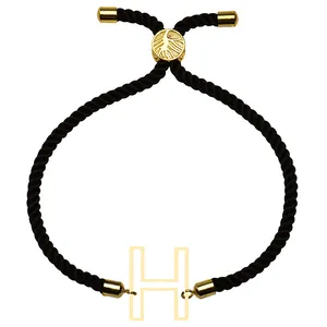 دستبند طلا 18 عیار دخترانه کرابو طرح H مدل Krd1682