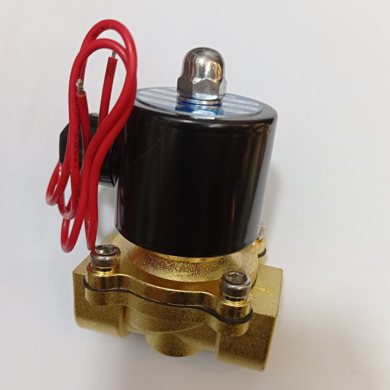 شیر برقی آب مدل 2w-200-20-220v-3/4 شیر برقی آب مدل 2w-200-20-220v-3/4