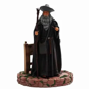 فیگور مدل گاندالف  از سری ارباب حلقه ها ارتفاع 22 سانتی متر