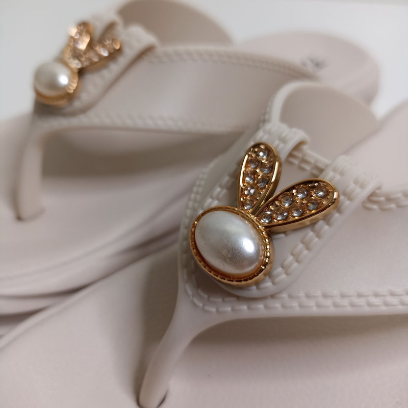 دمپایی لاانگشتی زنانه پاپا مدل هیون کد 1617-LCR