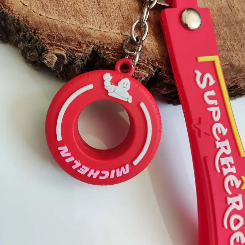 جاکلیدی مدل سیلیکونی طرح لاستیک چرخ میشلن کد DB20