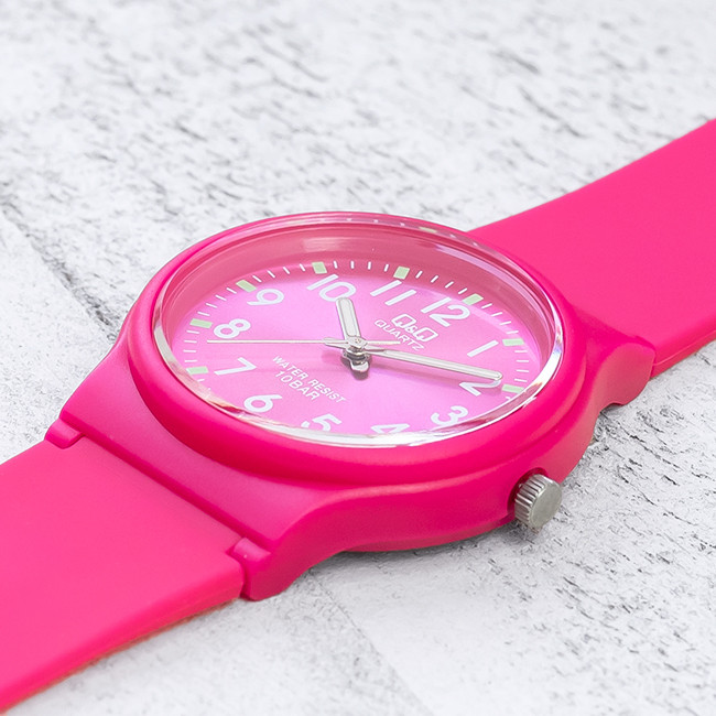 ساعت مچی عقربه ای دخترانه کیو اند کیو مدل vp46j043y ساعت مچی عقربه ای دخترانه کیو اند کیو مدل vp46j043y