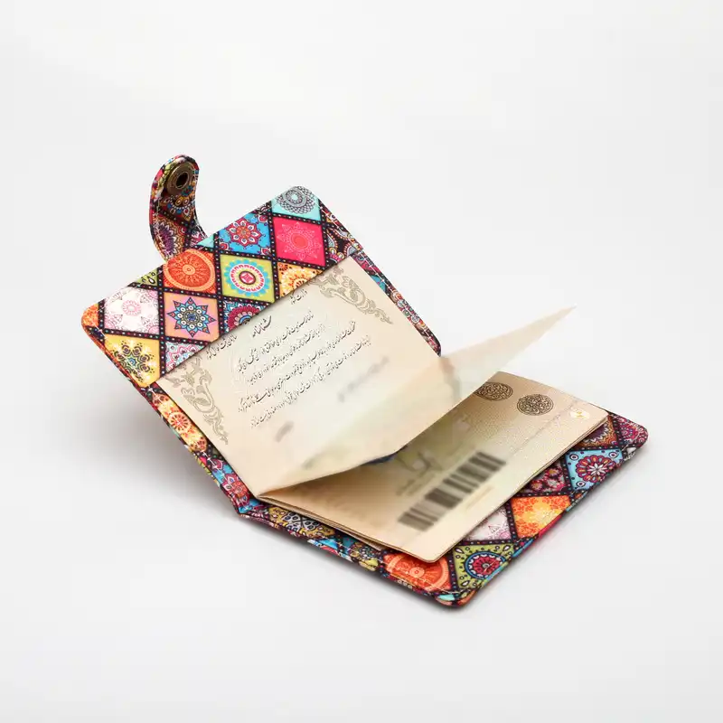جلد شناسنامه زنانه سیب مدل Eslimi