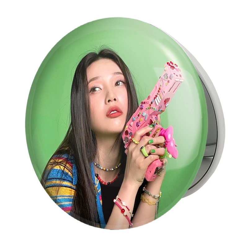 آینه جیبی خندالو طرح جوی گروه رد ولوت Red Velvet مدل تاشو کد 13016 