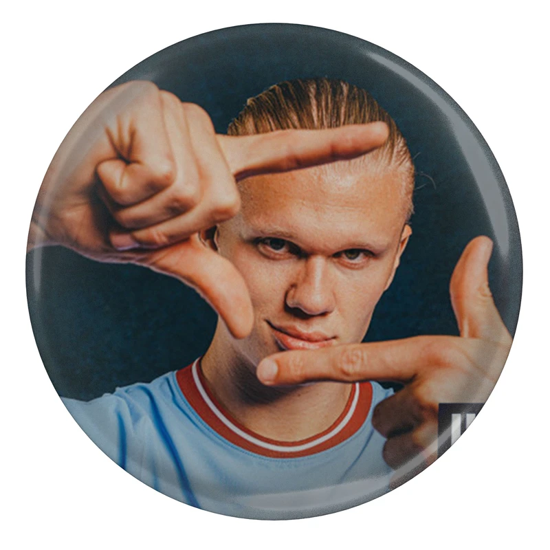 مگنت مدل S13619 طرح ارلینگ هالند بازیکن فوتبال منچستر سیتی