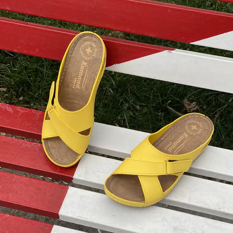 دمپایی زنانه مدل طبی دوختی کد Yw-900002