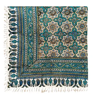 رومیزی قلمکار مدل هندسی