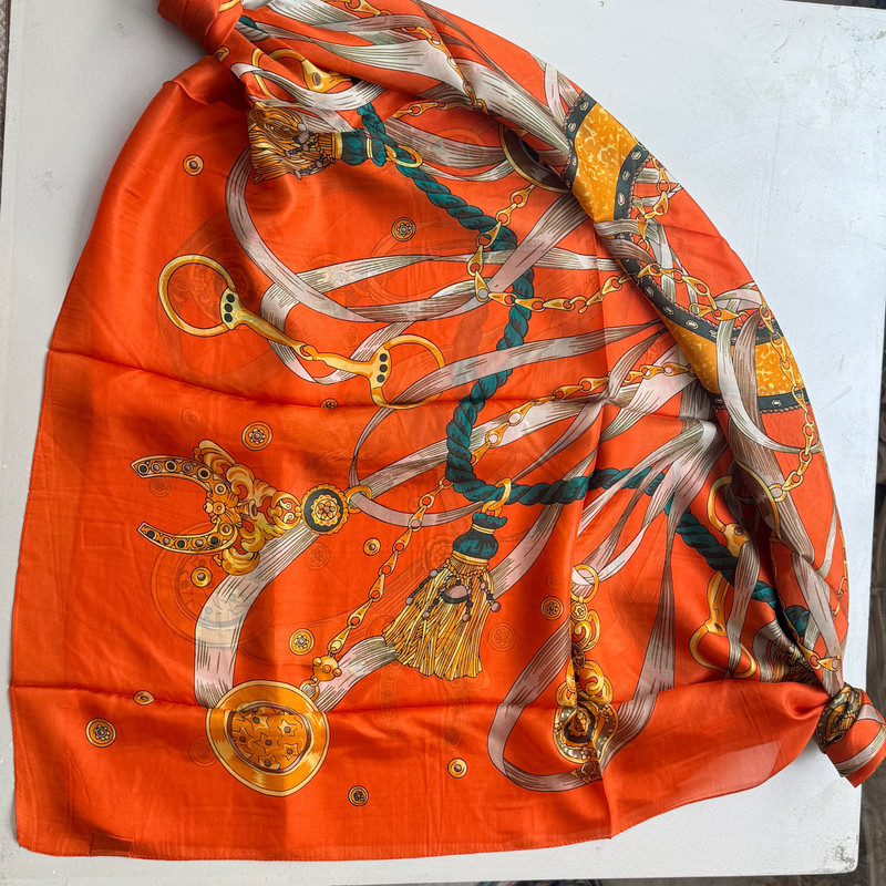 روسری زنانه مدل حریر ابرشیم مهمانی مجلسی زنجیره ای کد 13