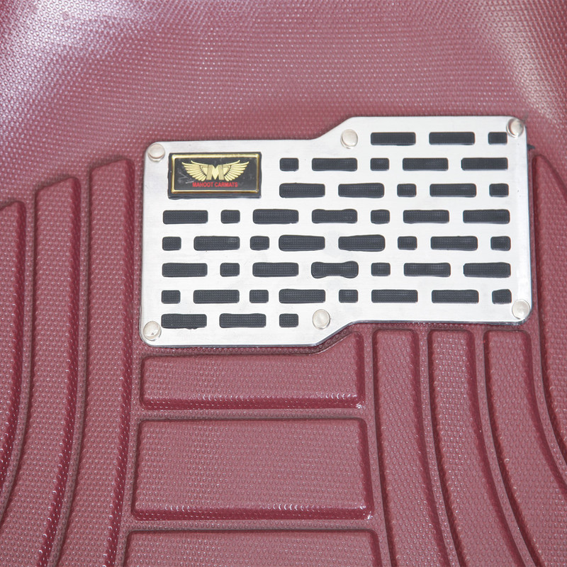 کفپوش سه بعدی خودرو ماهوت مدل لب برگردان مناسب برای پراید 111