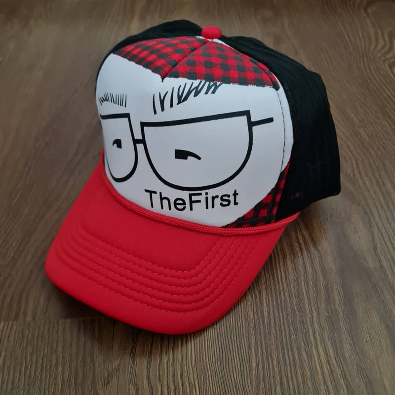 کلاه آفتابگیر مدل the first