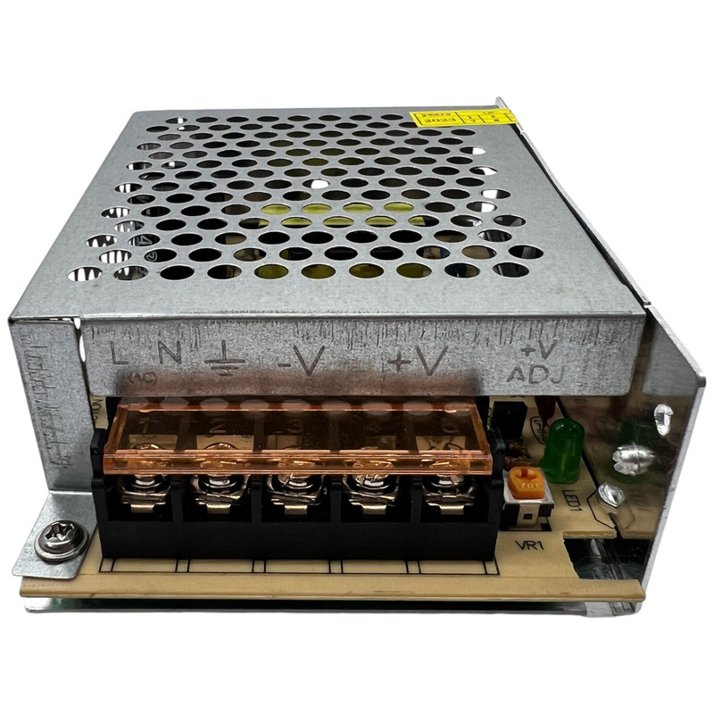 آداپتور 12 ولت 5 آمپر مگا مدل سوئیچینگ کد 12V5A