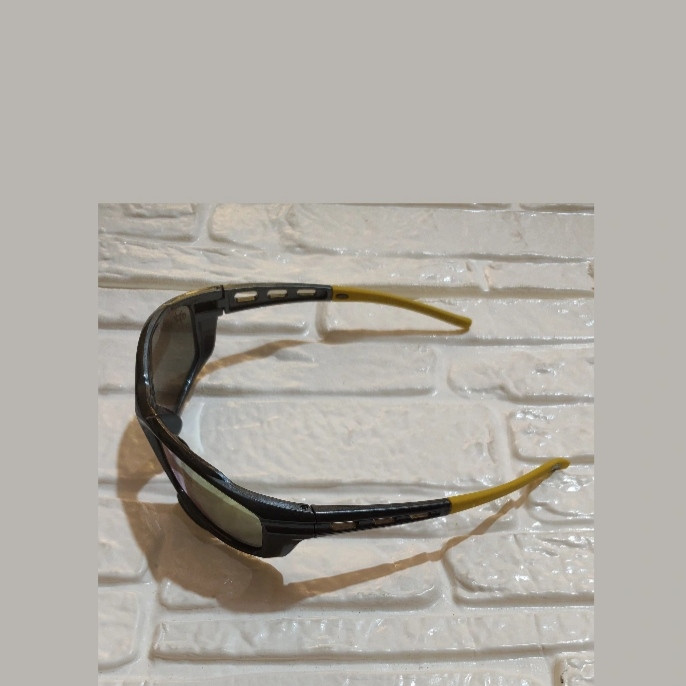 عینک آفتابی بچگانه مدل F2424