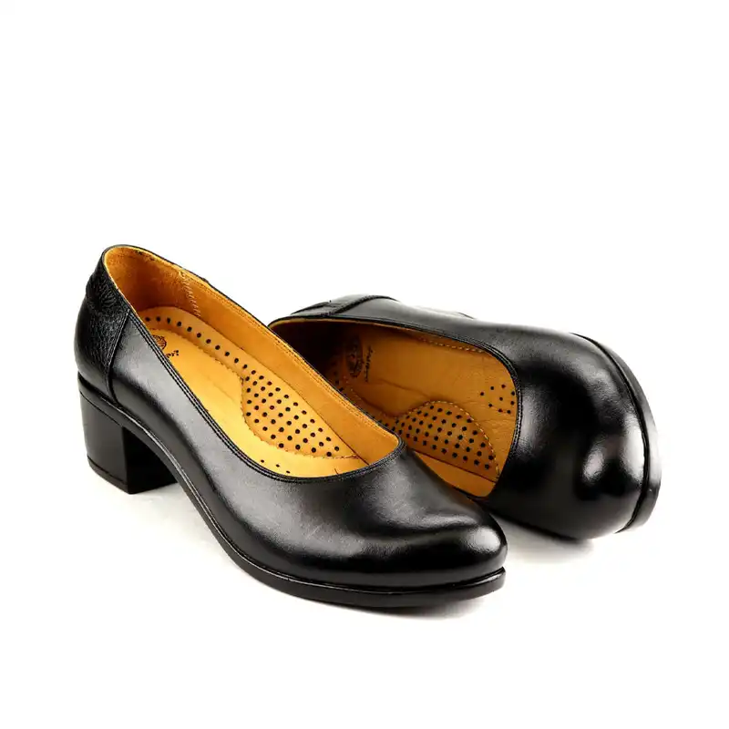 کفش زنانه روشن مدل متریال کد 01