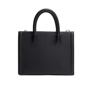 کیف دستی زنانه استرادیواریوس مدل BASIC RIGID TOTE 2025