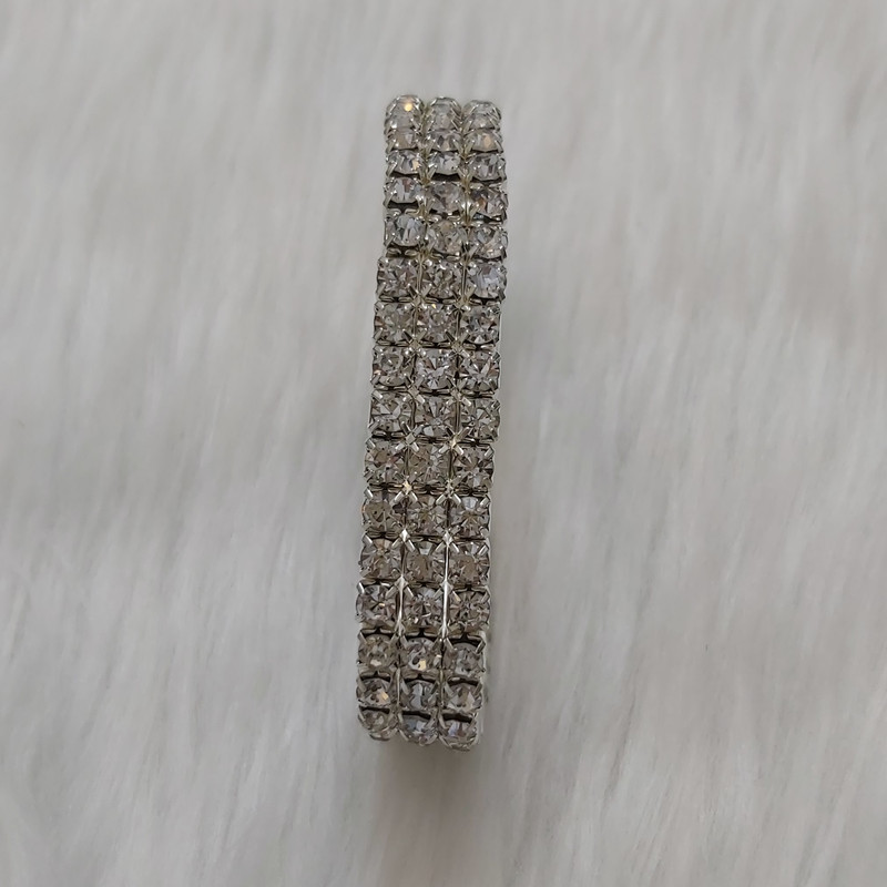 دستبند زنانه مدل کشی طرح نگین کد ng3111