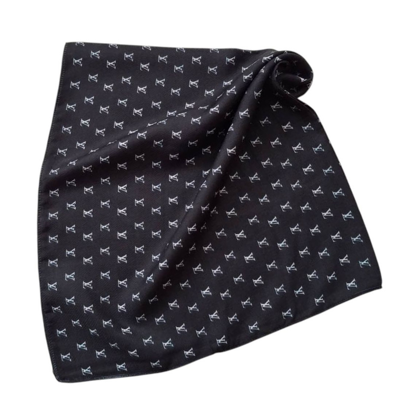 مینی اسکارف زنانه مدل نخی طرح ریز رنگ مشکی