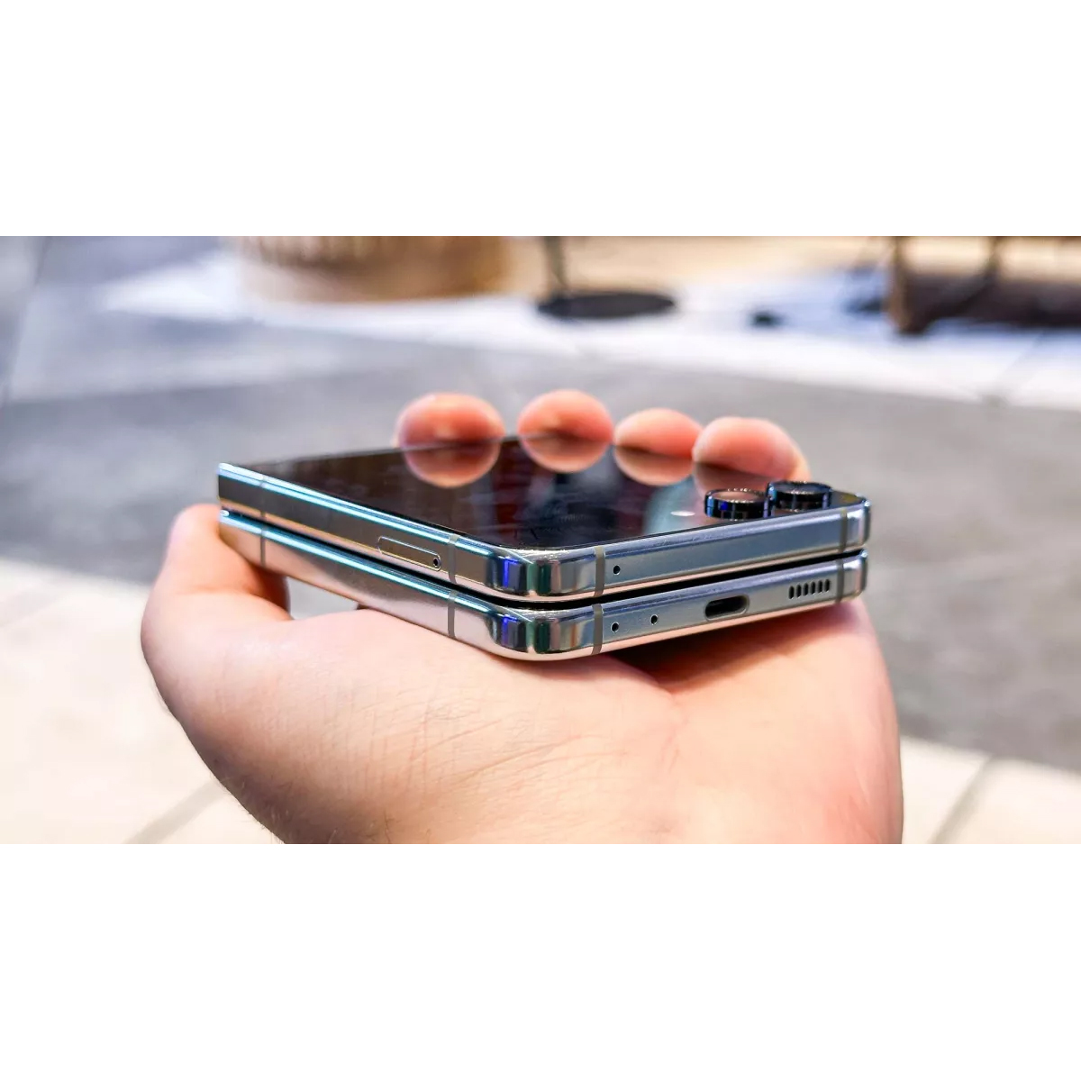 گوشی موبایل سامسونگ مدل Galaxy Z Flip5 تک سیم کارت ظرفیت 256 گیگابایت و رم 8 گیگابایت