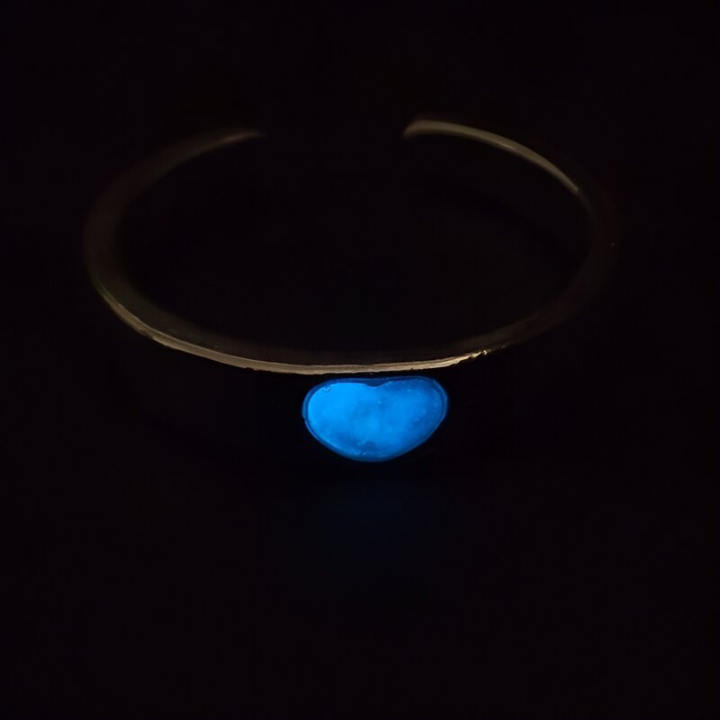 انگشتر دخترانه مدل شب تاب قلبی کوچک انگشتر دخترانه مدل شب تاب قلبی کوچک