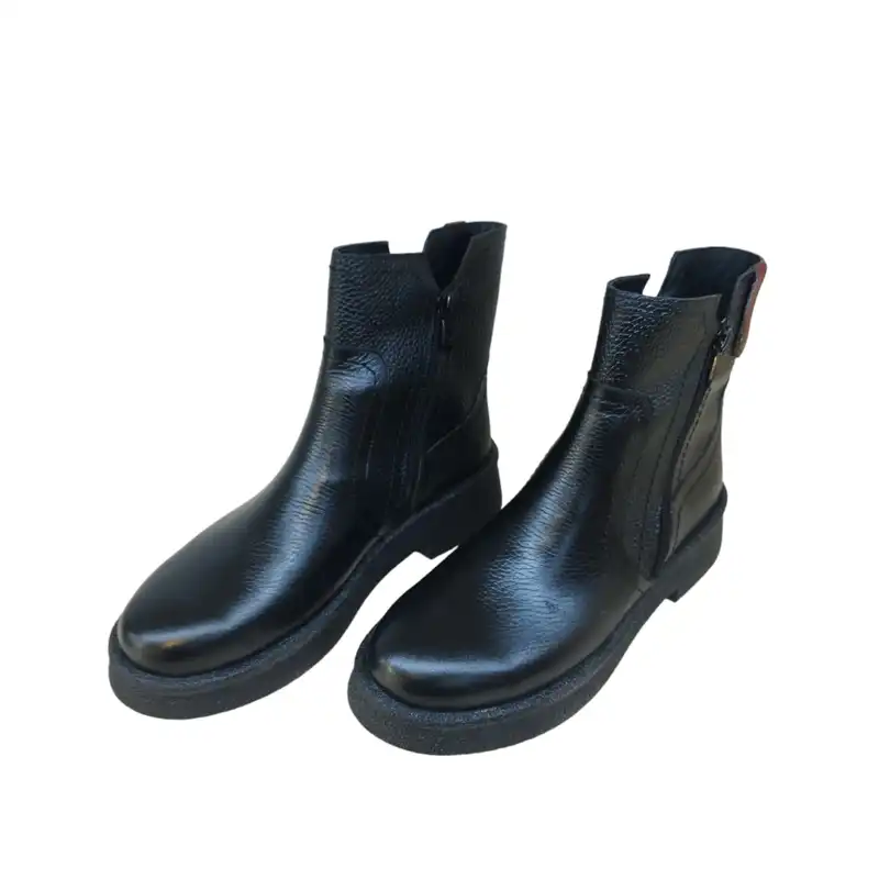 نیم بوت زنانه مدل ماندانا زیره پفکی چرم طبیعی رنگ مشکی