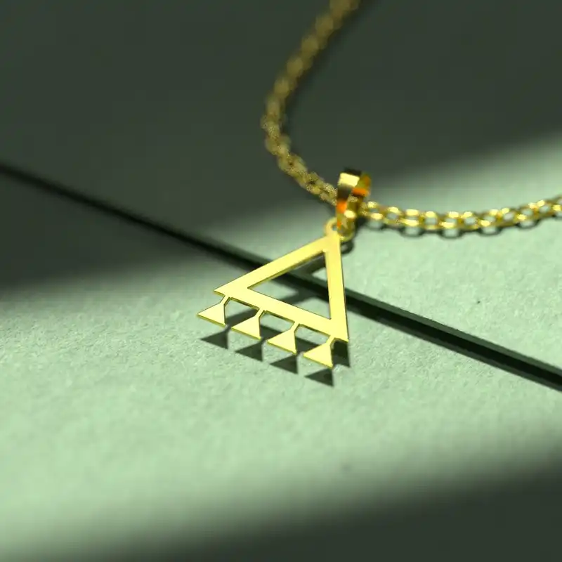 گردنبند طلا 18 عیار زنانه مدوپد مدل مثلث کد F3-1-1277