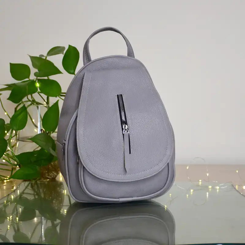 کوله پشتی زنانه مدل دانشجویی کد 187.1