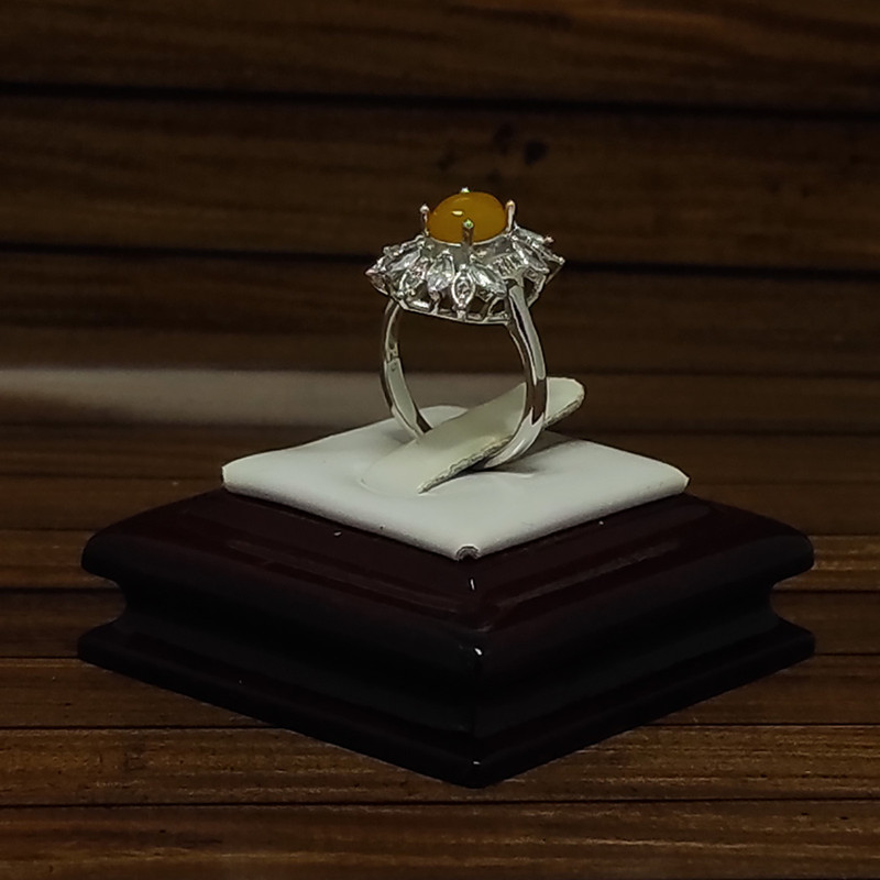 انگشتر نقره زنانه سلین کالا مدل شرف الشمس طبیعی کد Mps-12 انگشتر نقره زنانه سلین کالا مدل شرف الشمس طبیعی کد Mps-12