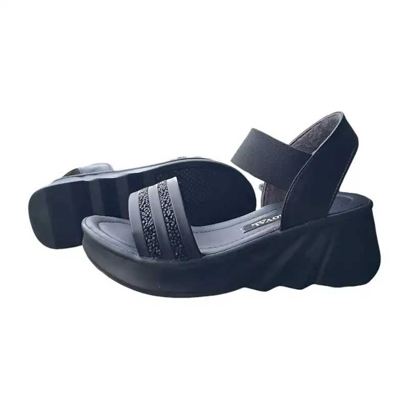 صندل زنانه مدل آیلار