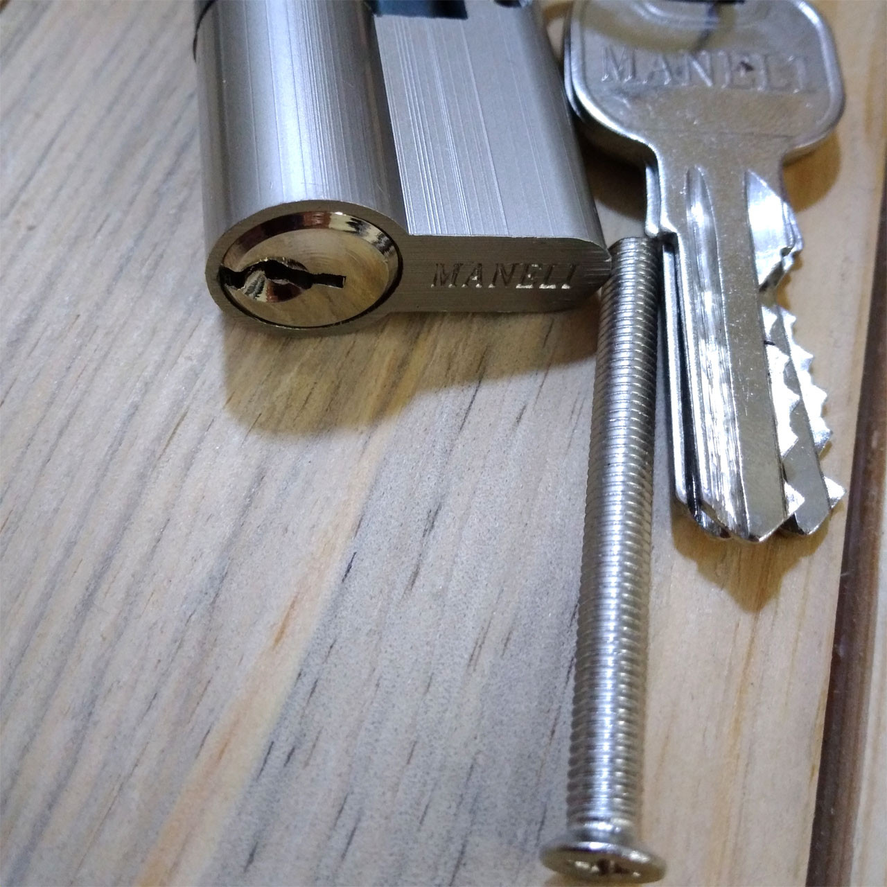 سیلندر قفل مانلی مدل آپارتمانی کد 70mm