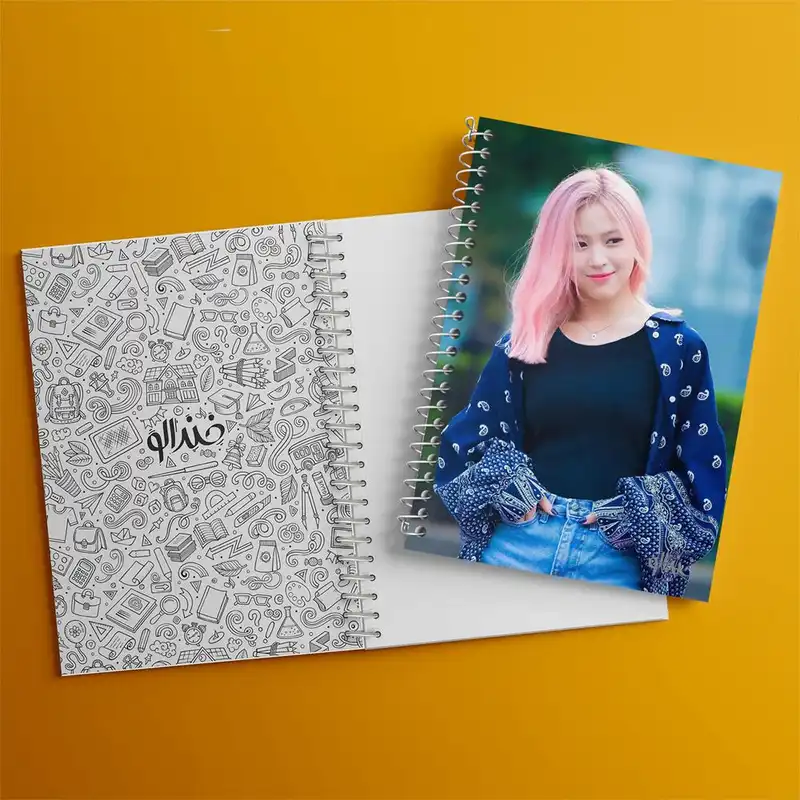 دفتر ژورنال نویسی 50 برگ خندالو مدل نقطه ای طرح ریوجین گروه ایتزی ITZY کد 20180