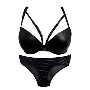 ست شورت و سوتین زنانه مدل مدل چرمی- حلقه ای