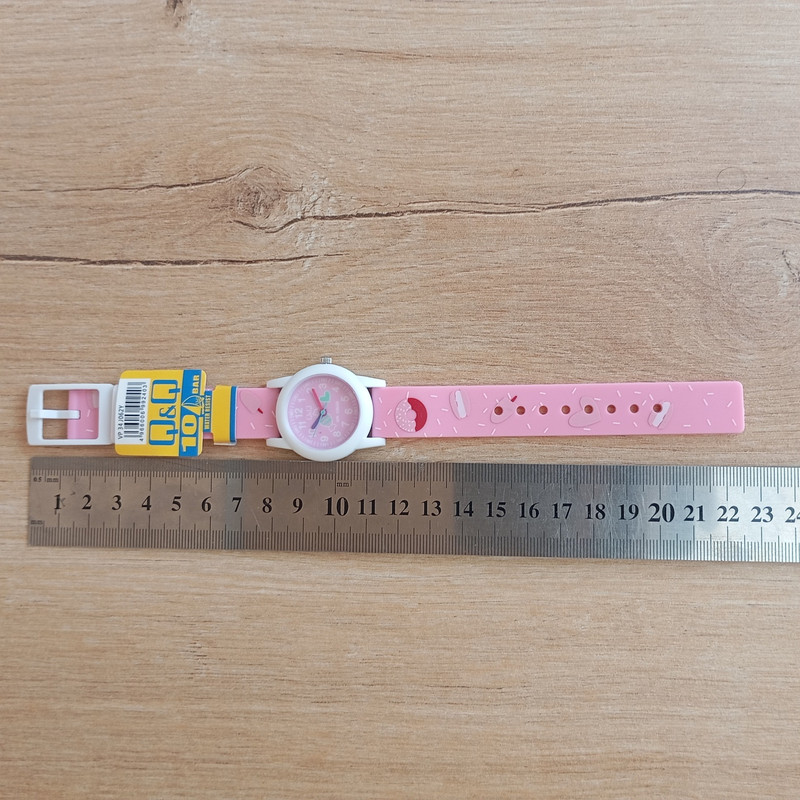 ساعت مچی عقربه ای بچگانه کیو اند کیو مدل VP34J062Y-10