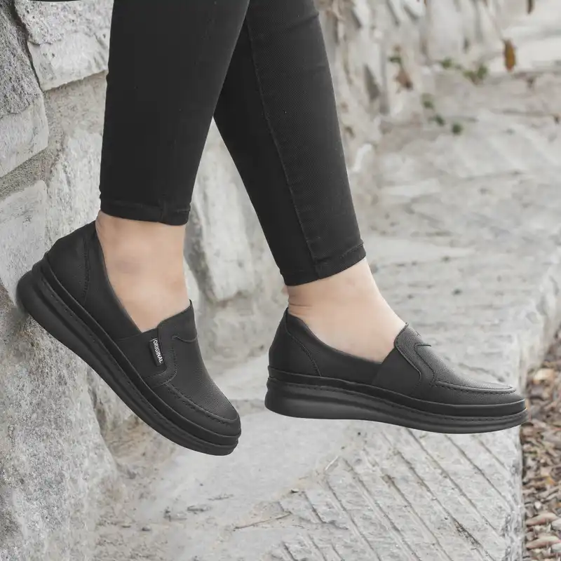 کفش طبی زنانه نیکان گام کد سارینا رنگ مشکی