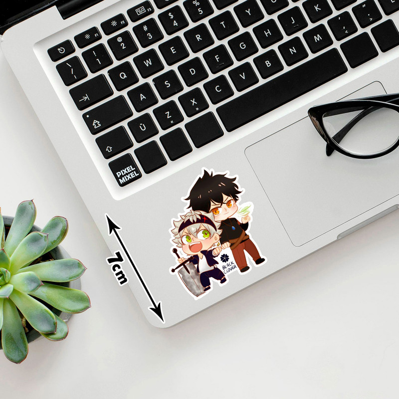 استیکر لپ تاپ پیکسل میکسل مدل انیمه شبدر سیاه آستا و یونو