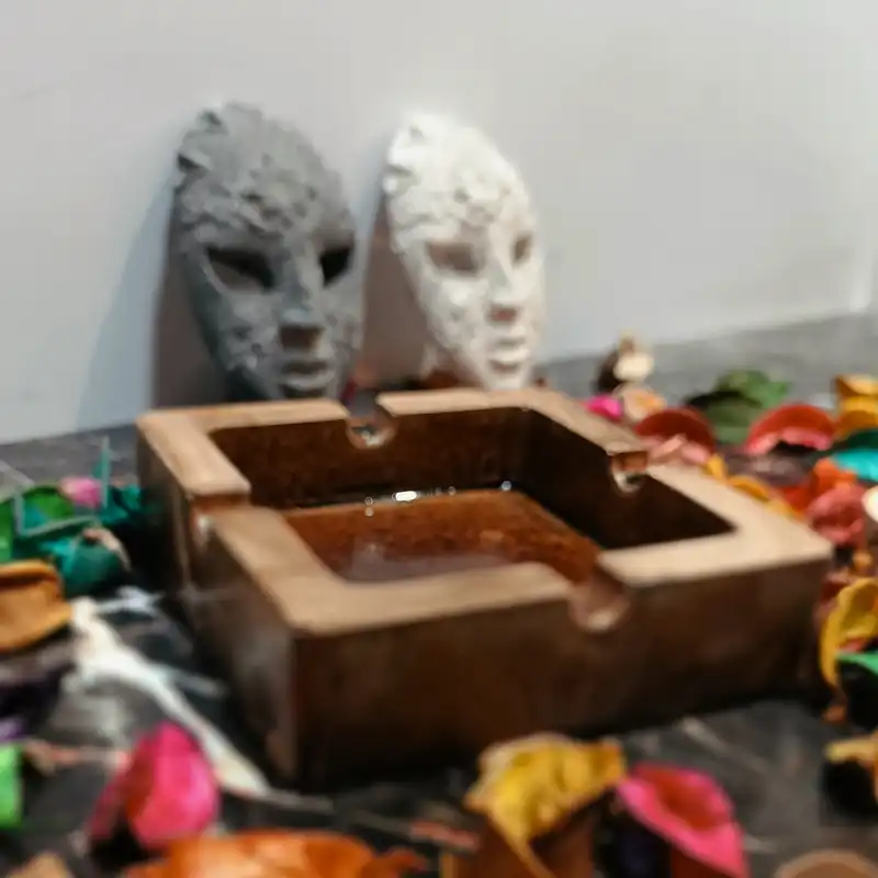 زیرسیگاری مدل square