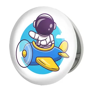 آینه جیبی خندالو طرح فضانورد مدل تاشو کد 25079 