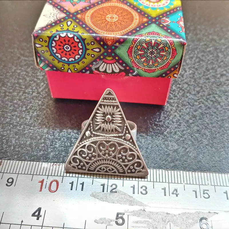 انگشتر مدل هرم کد MOS-A12