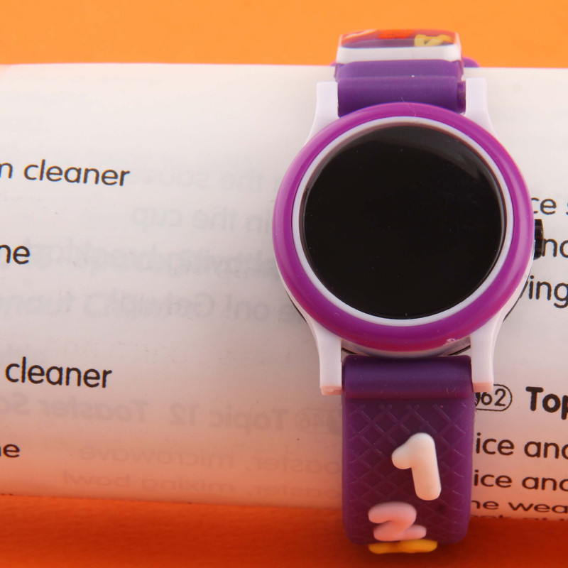 ساعت مچی دیجیتال دخترانه مدل اعداد کارتونی کد WHK_055 ساعت مچی دیجیتال دخترانه مدل اعداد کارتونی کد WHK_055